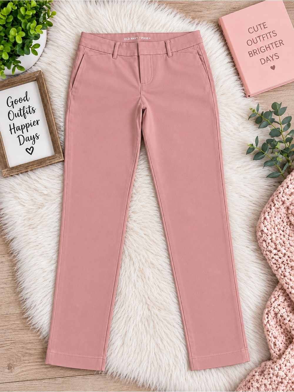 Old Navy Straight-Leg PantsDusty Mauve. $18